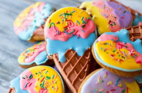 Tout pour un événement d’entreprise Buffet et pâtisseries personnalisées